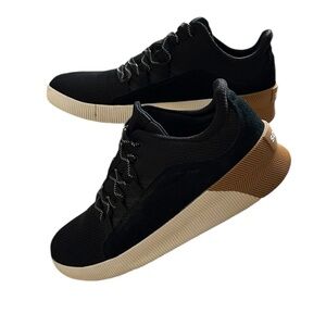 Sorel Women's Out 'N
About Ill Plus Lace
Waterproof Suede Sneaker. Size 8.5